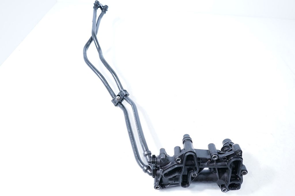 Oil filter mounting bracket (5)