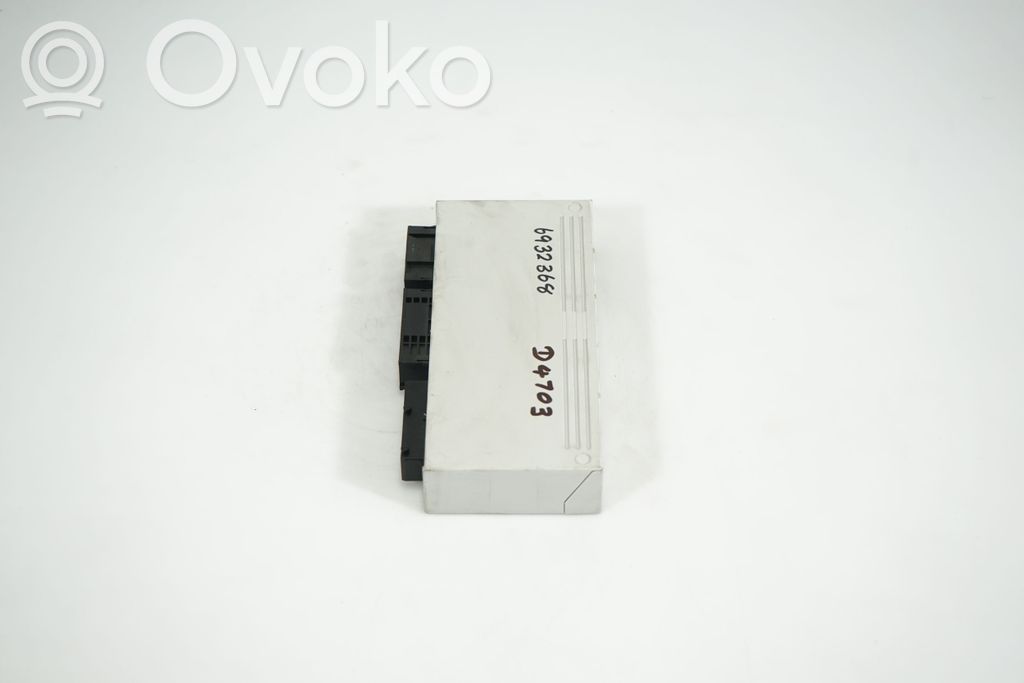 Comfort/convenience module (2)