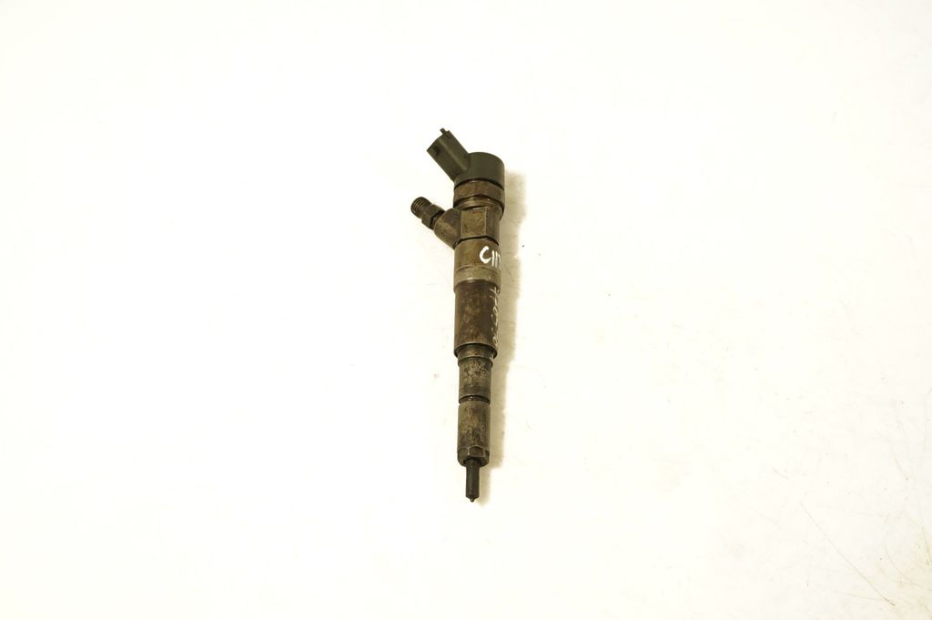 Fuel injector (5)