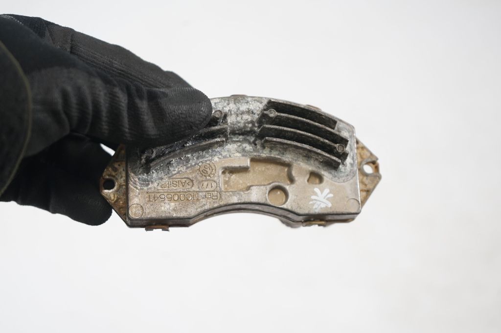 Heater blower motor/fan resistor (6)