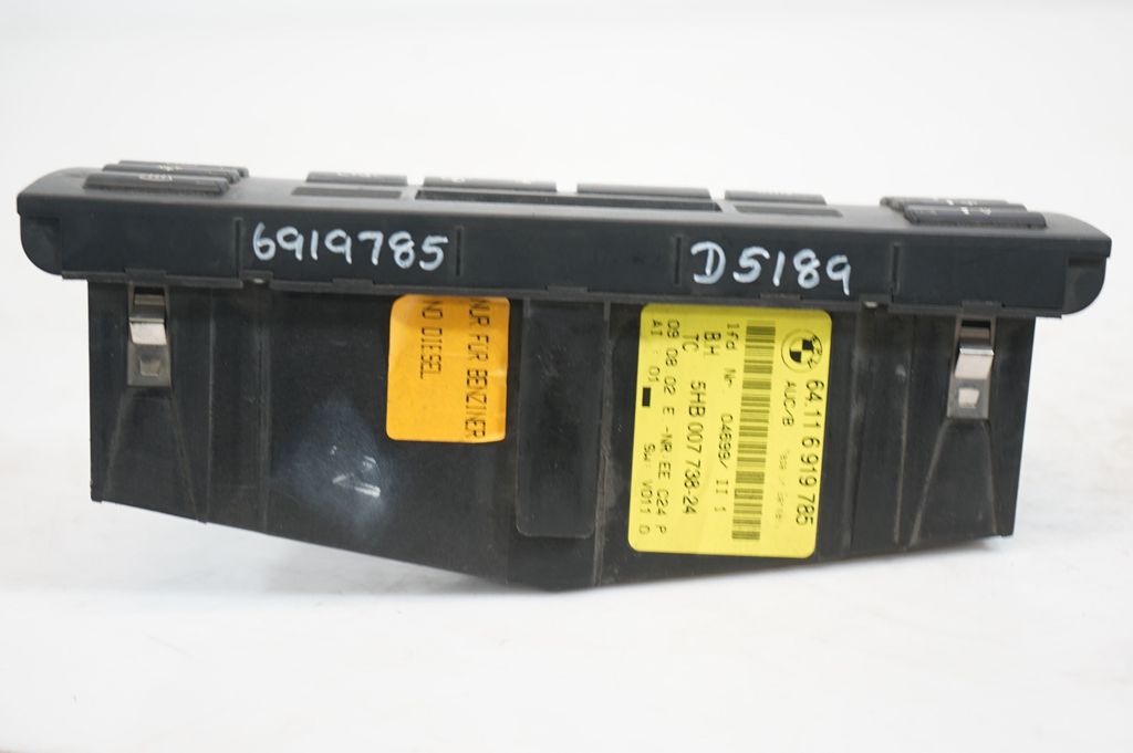 Climate control unit (9)