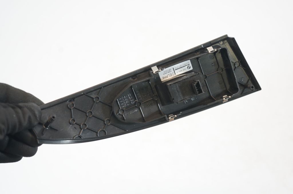 Electric window control switch (7)