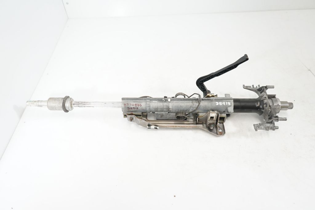 Steering wheel axle set