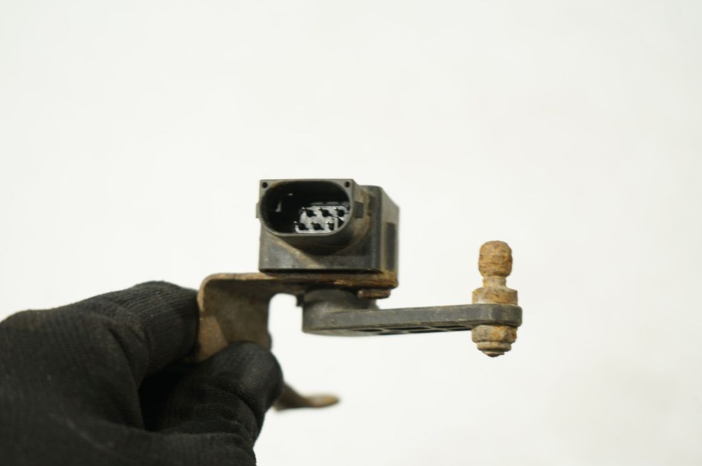 Headlight/headlamp level sensor (6)
