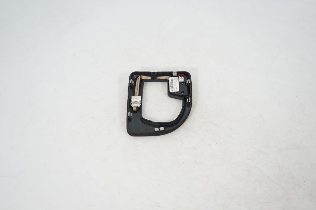 Gear shifter surround trim plastic (5)