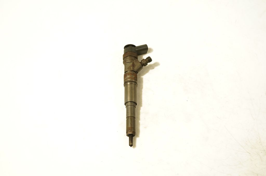 Fuel injector