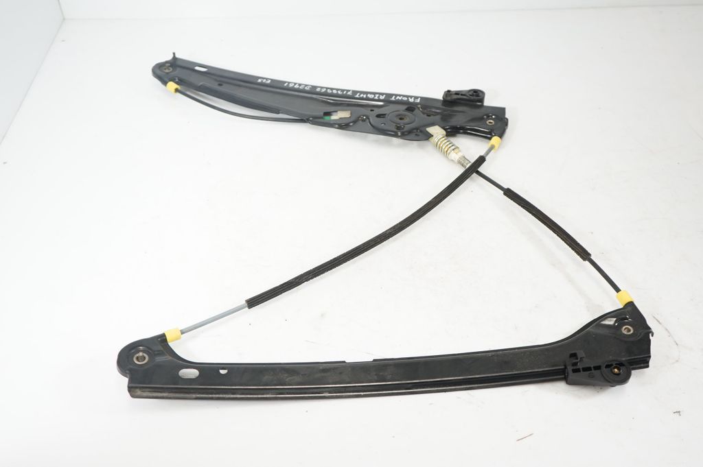 Front door window regulator with motor (3)