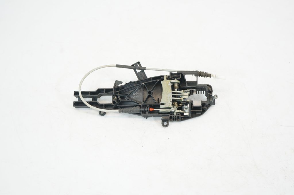 Front door exterior handle/bracket (5)