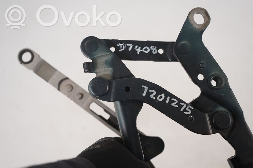 Engine bonnet/hood hinges (8)