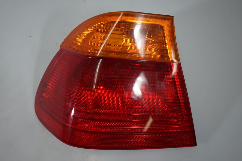 Rear/tail lights (6)