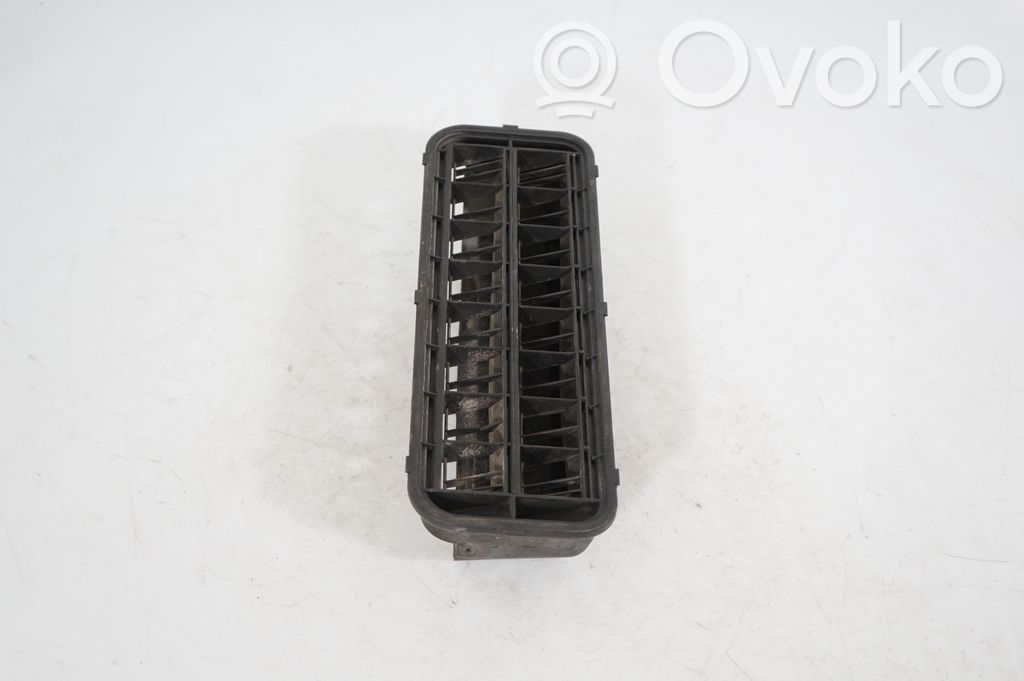 Quarter panel pressure vent (4)