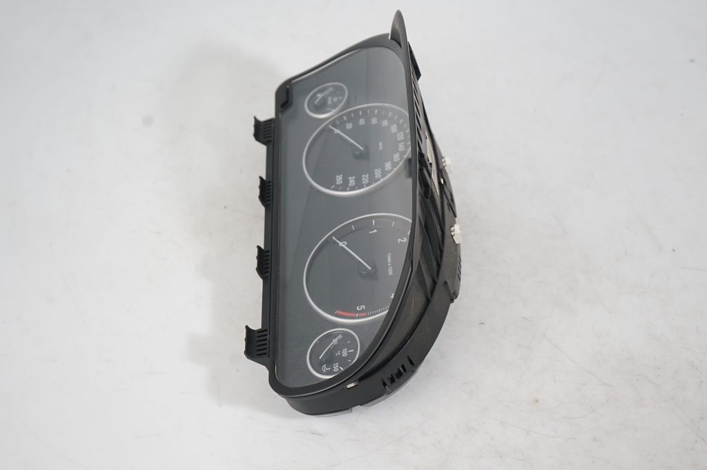 Speedometer (instrument cluster) (2)