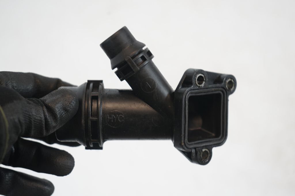 Engine coolant pipe/hose (6)