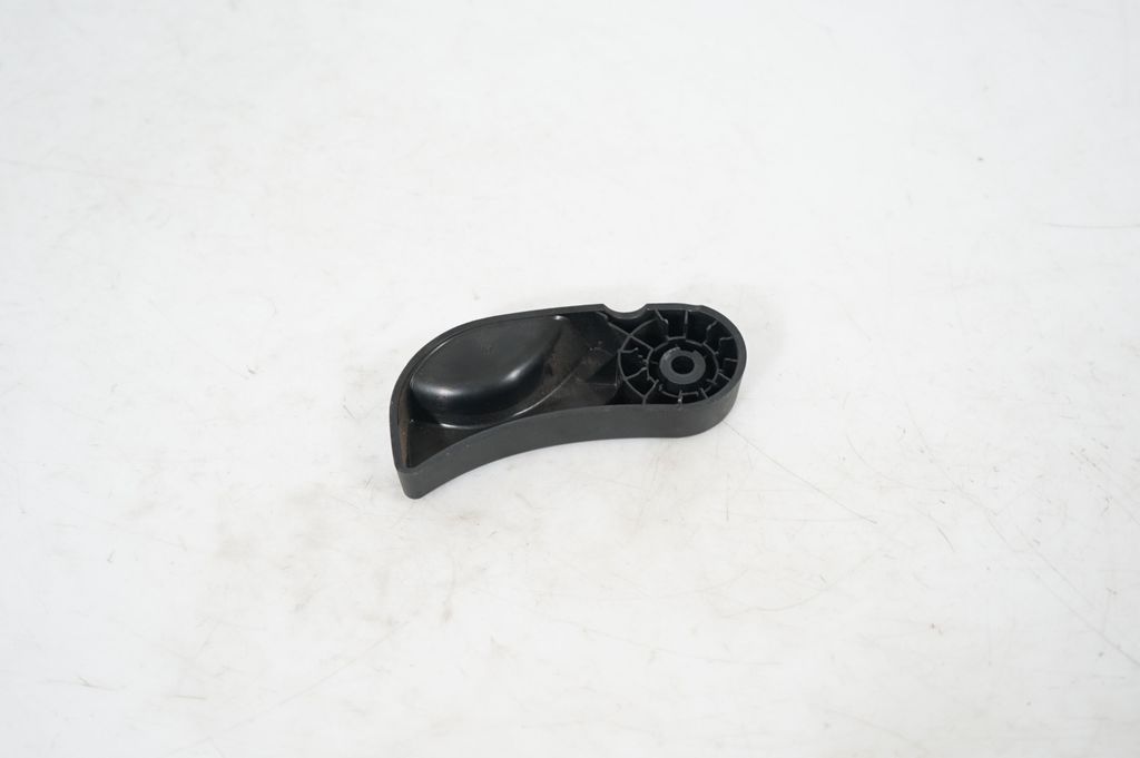 Engine bonnet (hood) release handle (5)