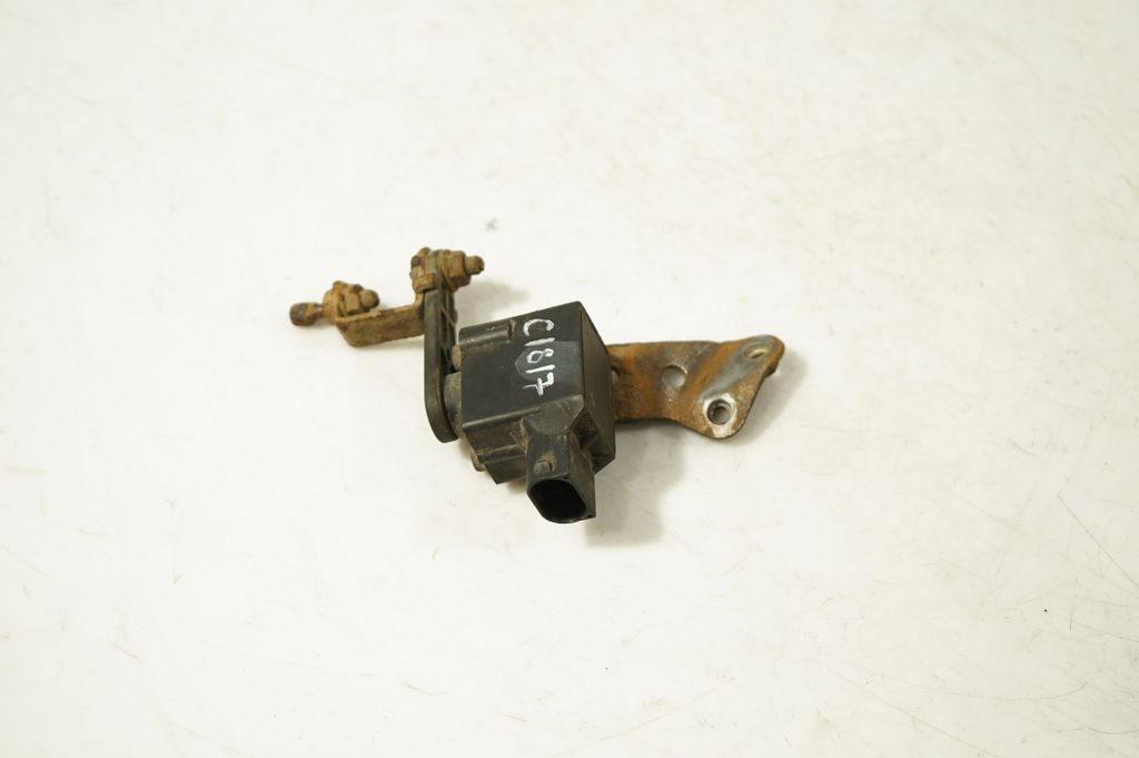 Headlight/headlamp level sensor (5)