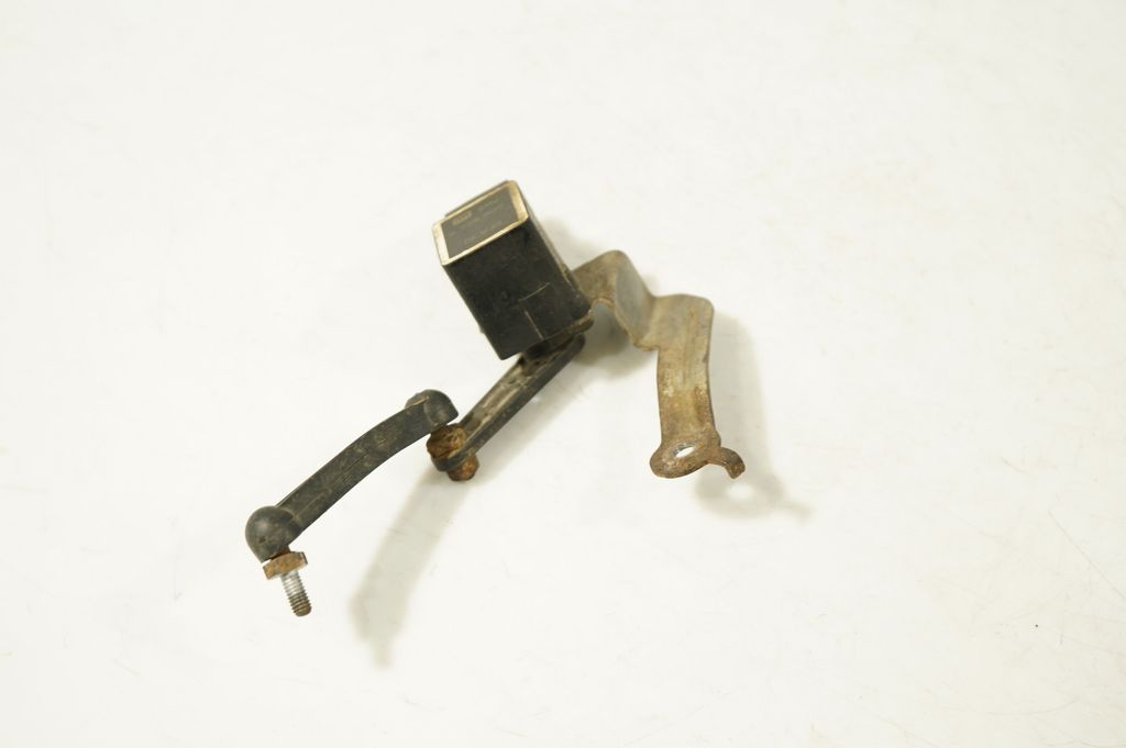 Headlight/headlamp level sensor (3)