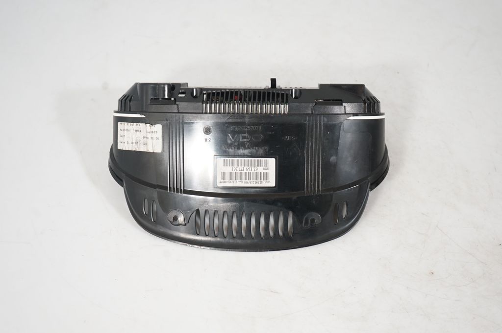 Speedometer (instrument cluster) (5)