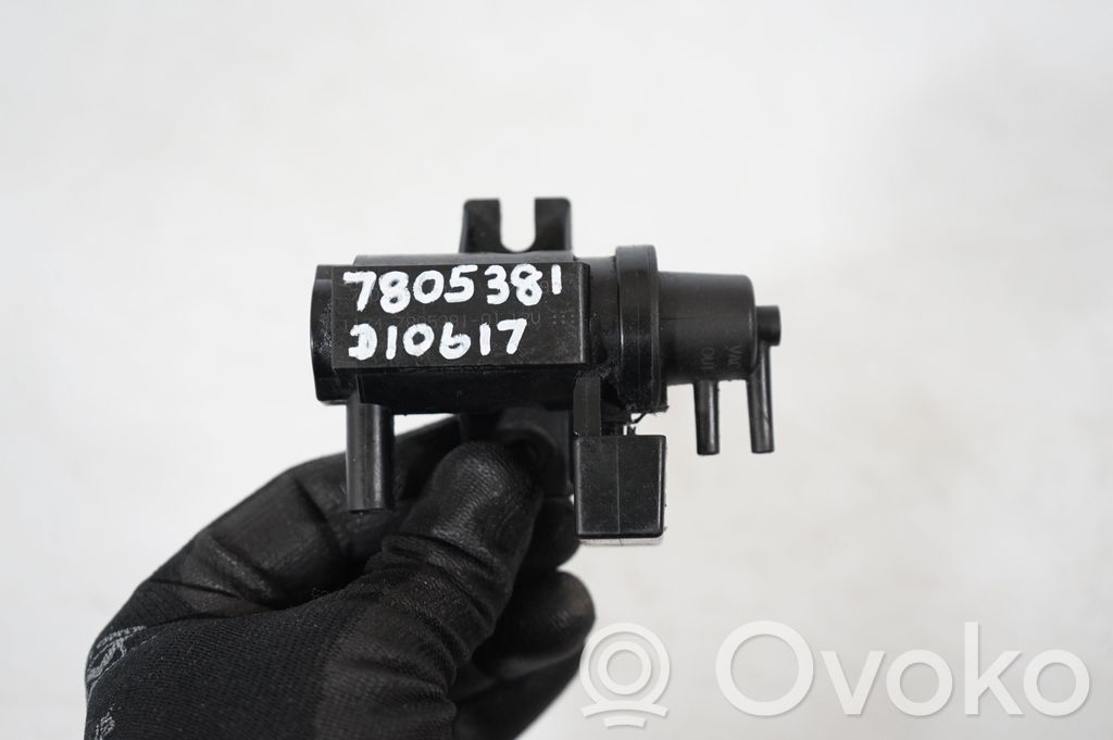 Turbo air boost pressure sensor (8)