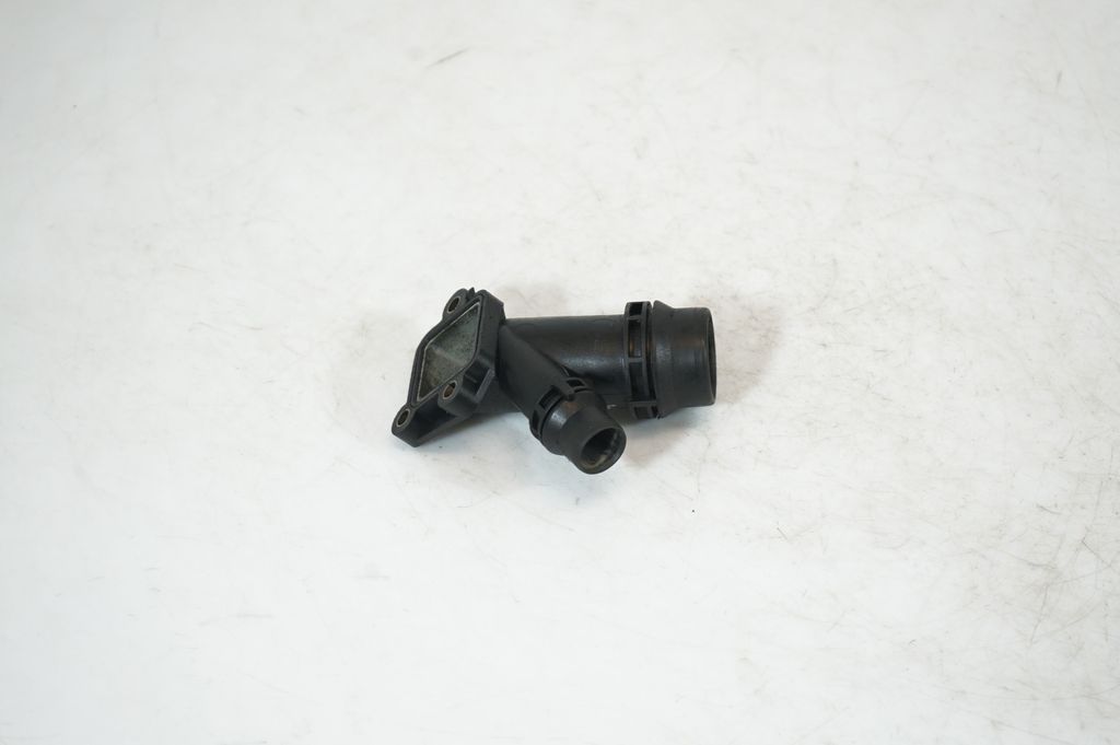 Engine coolant pipe/hose (5)