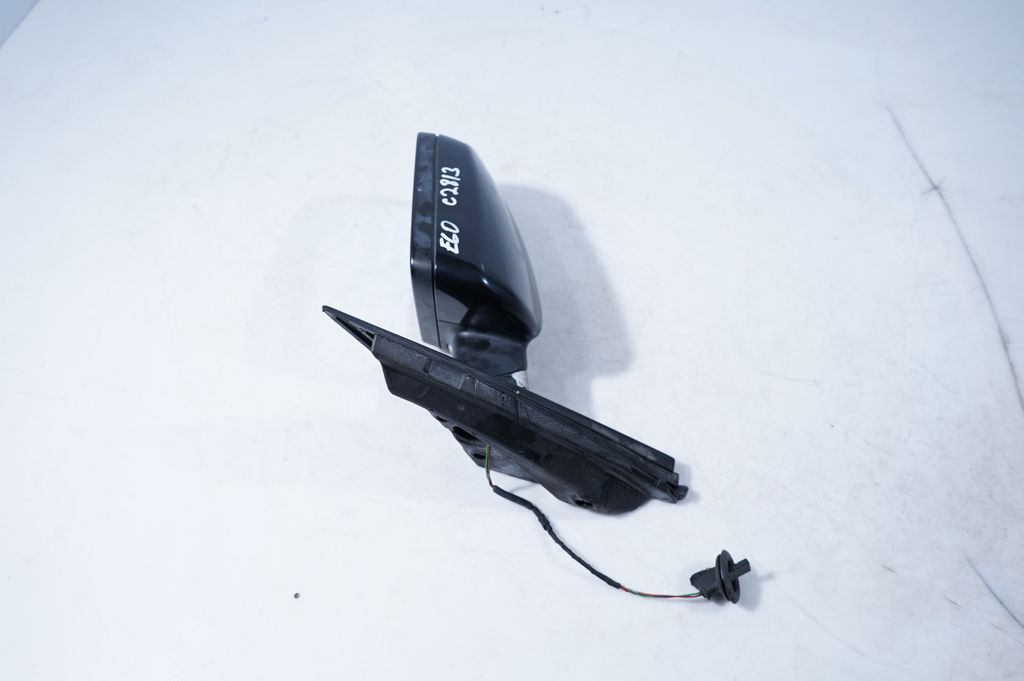 Rear/tail lights (2)