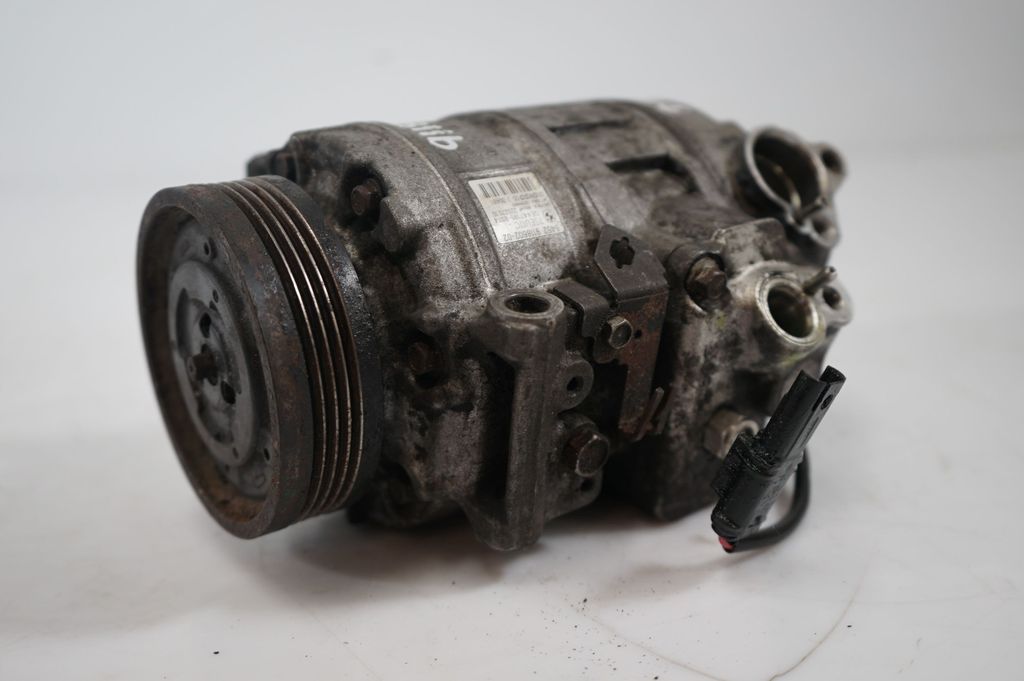 Air conditioning (A/C) compressor (pump) (7)