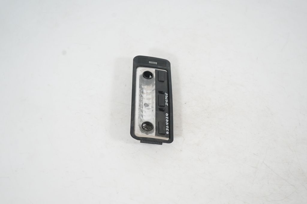 Front seat light (4)