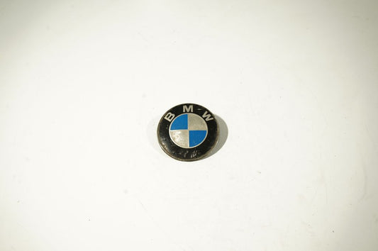 Manufacturer badge logo/emblem