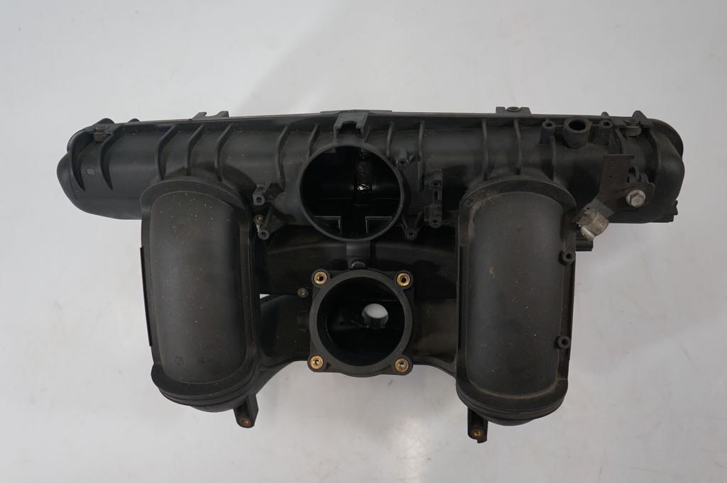 Intake manifold (6)