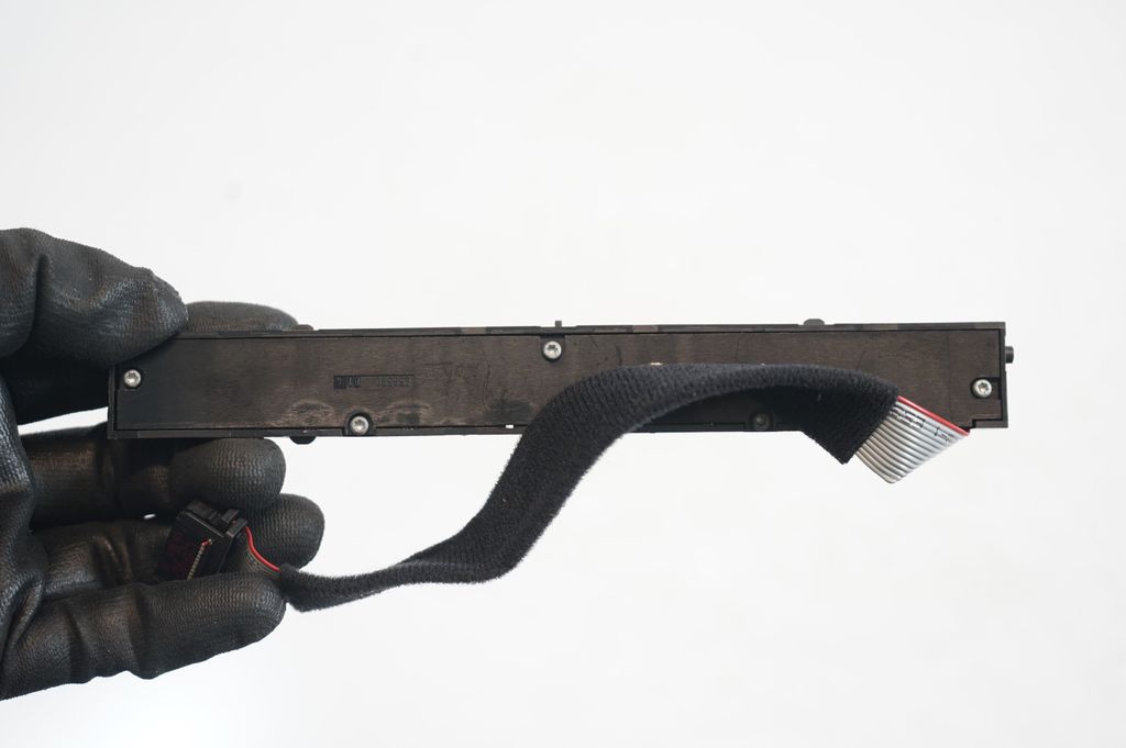 Seat heating switch (7)