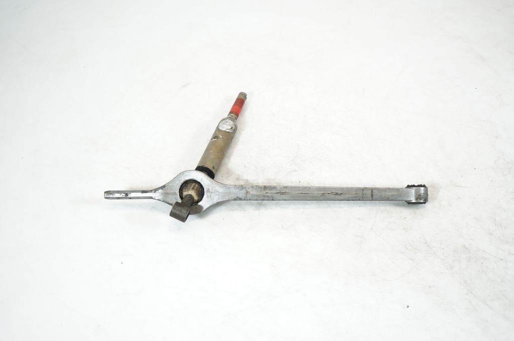 Front control arm (5)