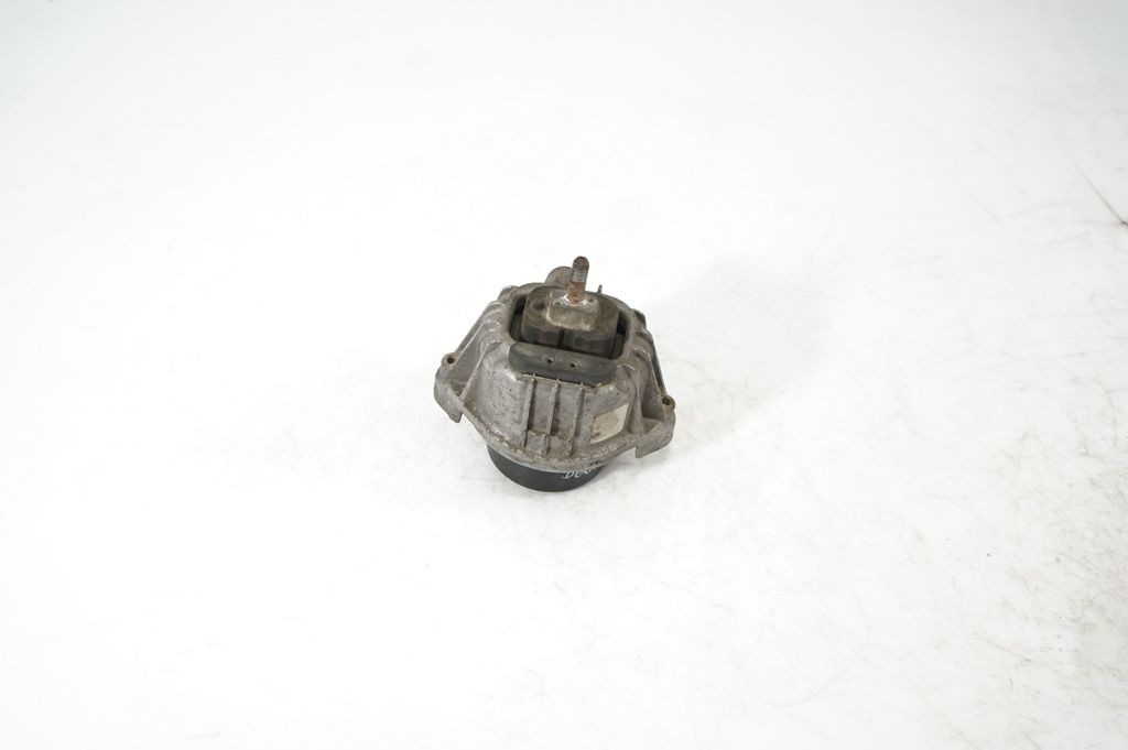 Engine mount bracket (2)