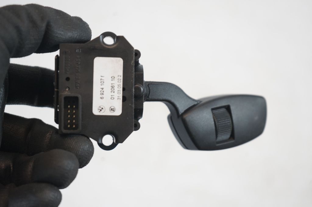 Wiper control stalk (6)