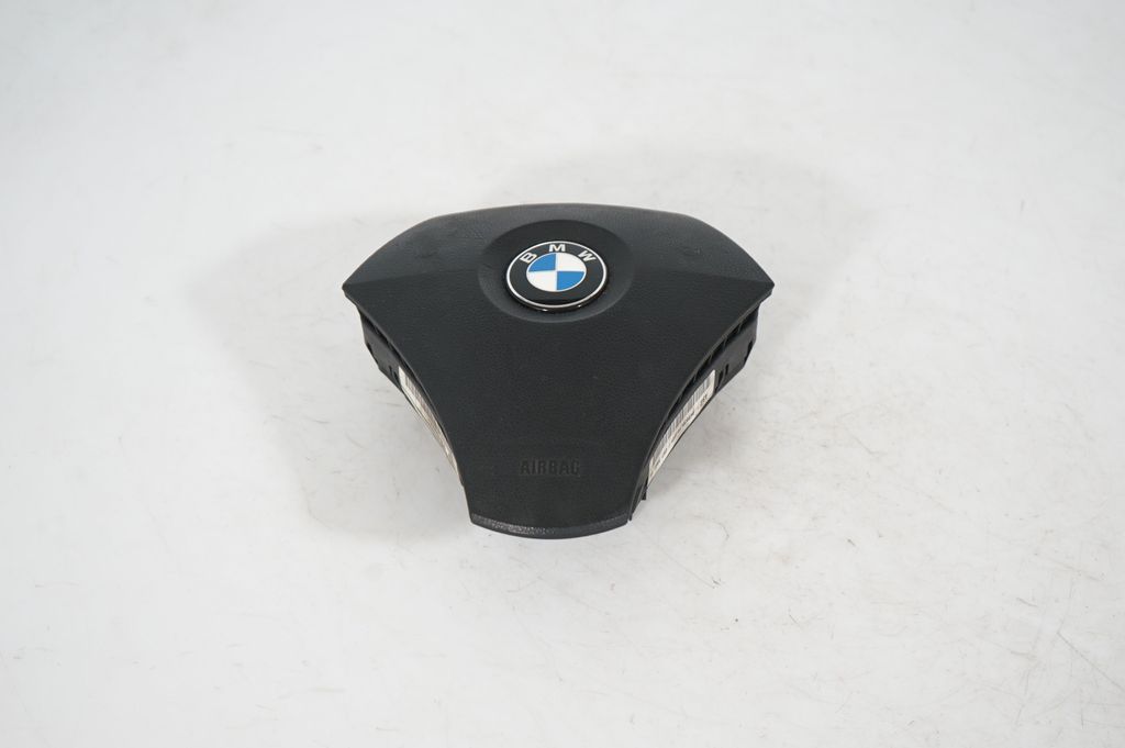 Steering wheel airbag