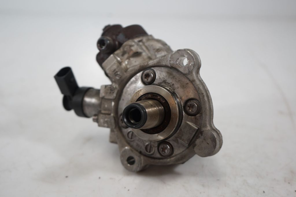 Fuel injection high pressure pump (6)