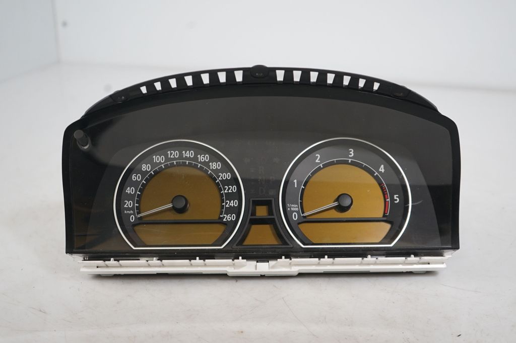 Speedometer (instrument cluster) (6)