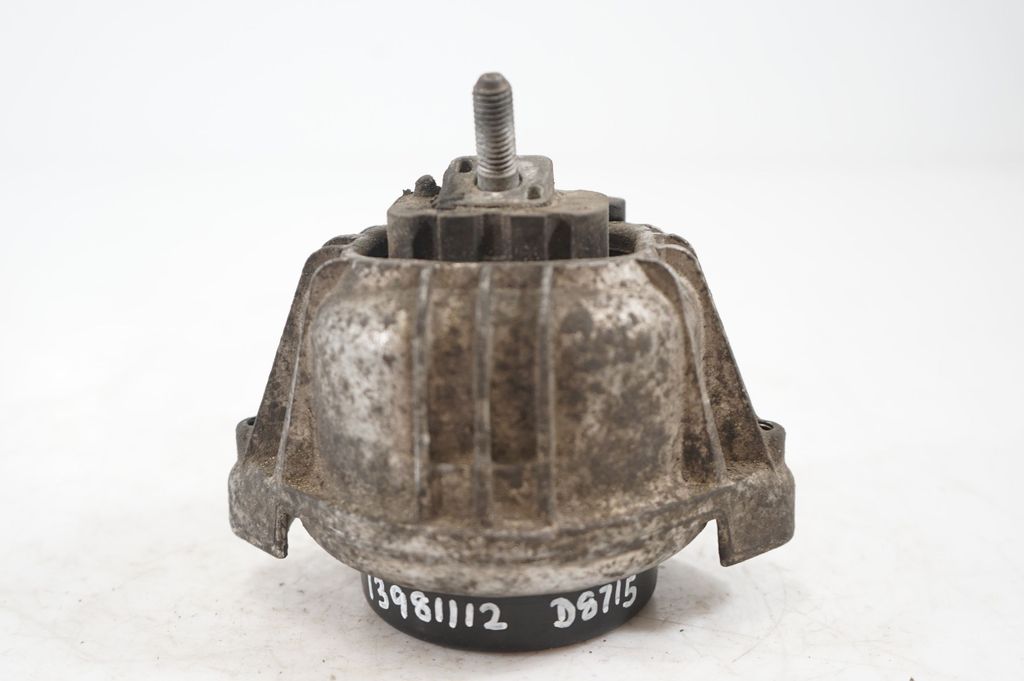 Engine mount bracket (4)