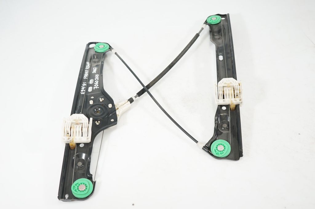 Front door window regulator with motor (4)