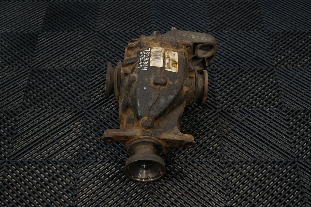 Rear differential (2)
