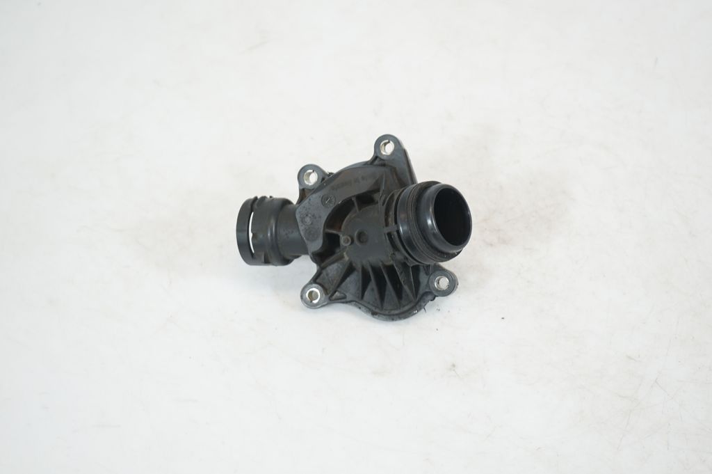 Thermostat/thermostat housing (3)