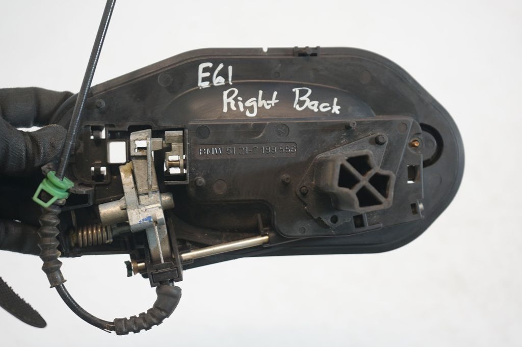 Front door exterior handle (6)