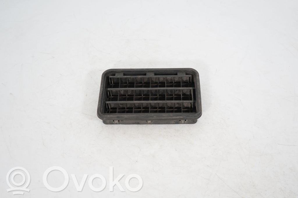 Quarter panel pressure vent (3)