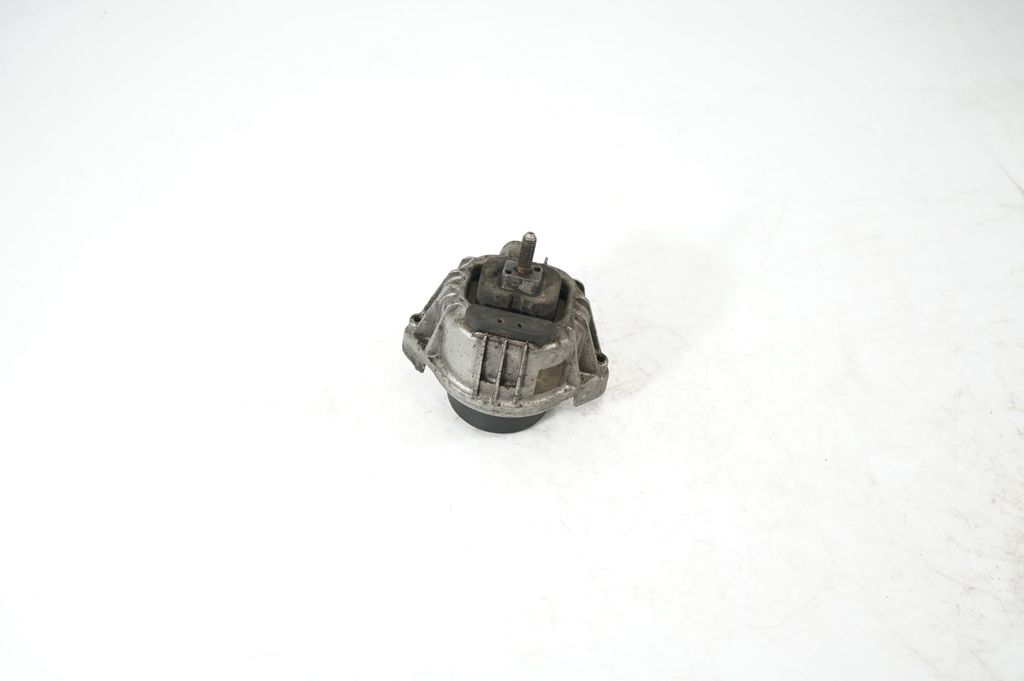 Engine mount bracket (2)