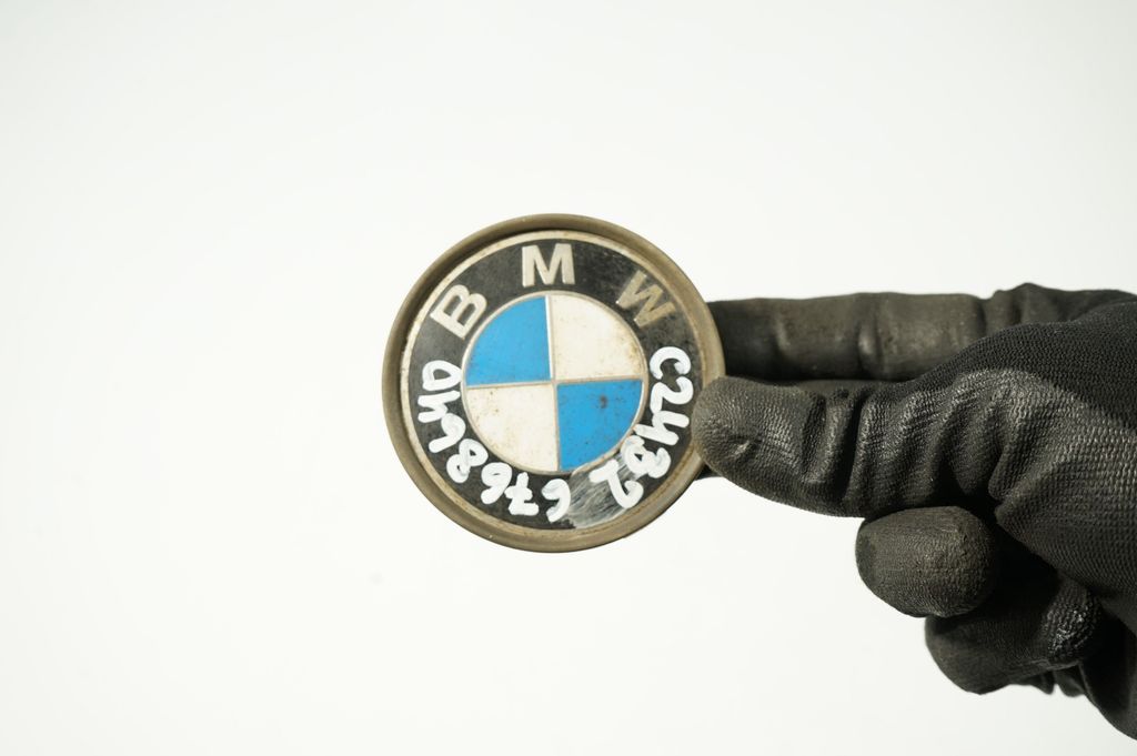 Original wheel cap (8)