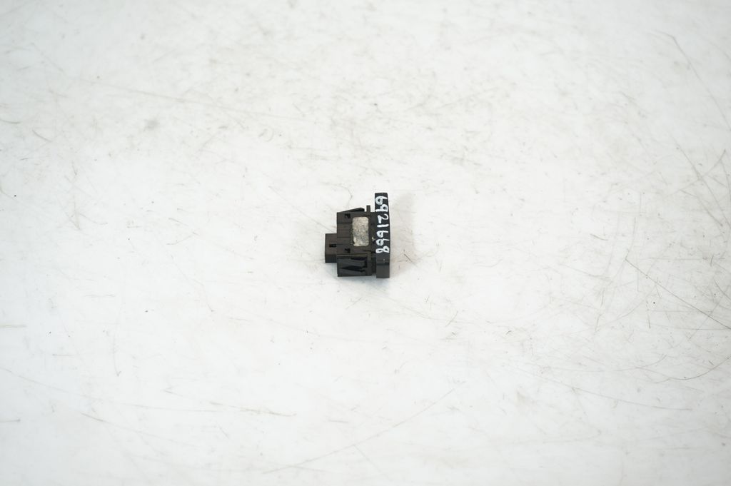 Other switches/knobs/shifts (4)