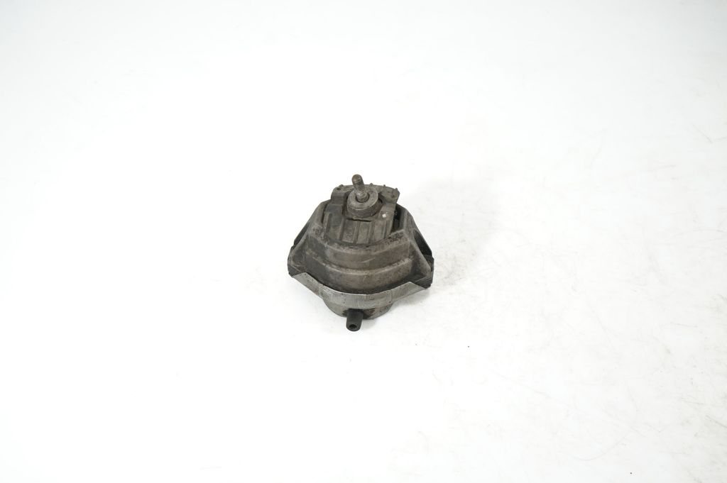 Engine mount bracket (2)