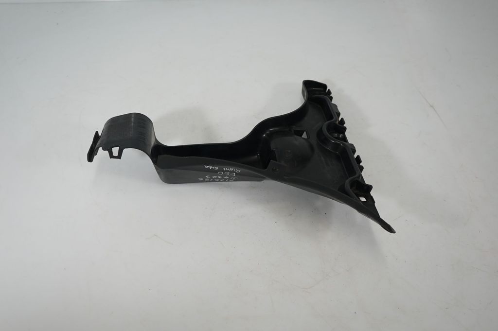 Rear bumper mounting bracket (2)