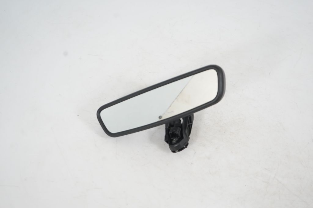 Rear view mirror (interior)