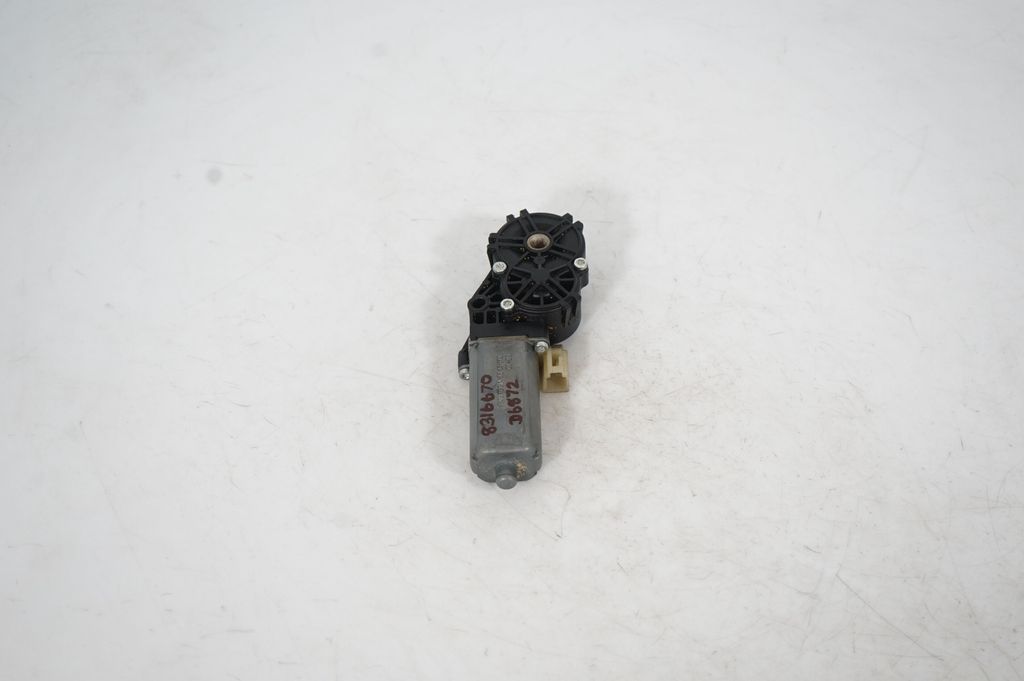 Seat adjustment motor (4)