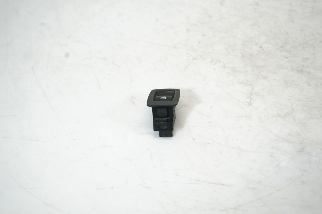 Electric window control switch (3)