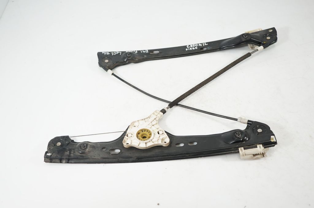 Front door window regulator with motor (3)